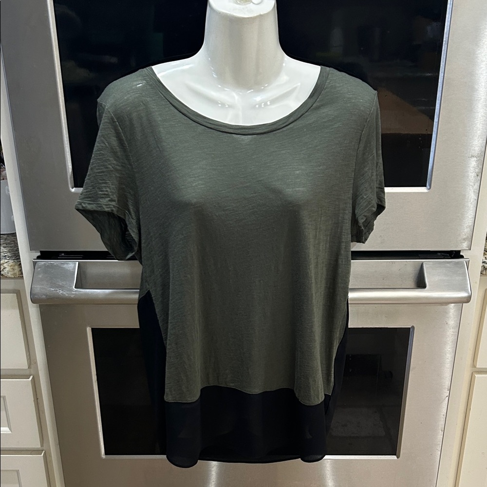 Express Olive and Black Short Sleeve Tee